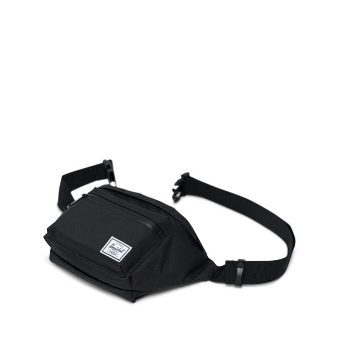 Seventeen Hip Pack