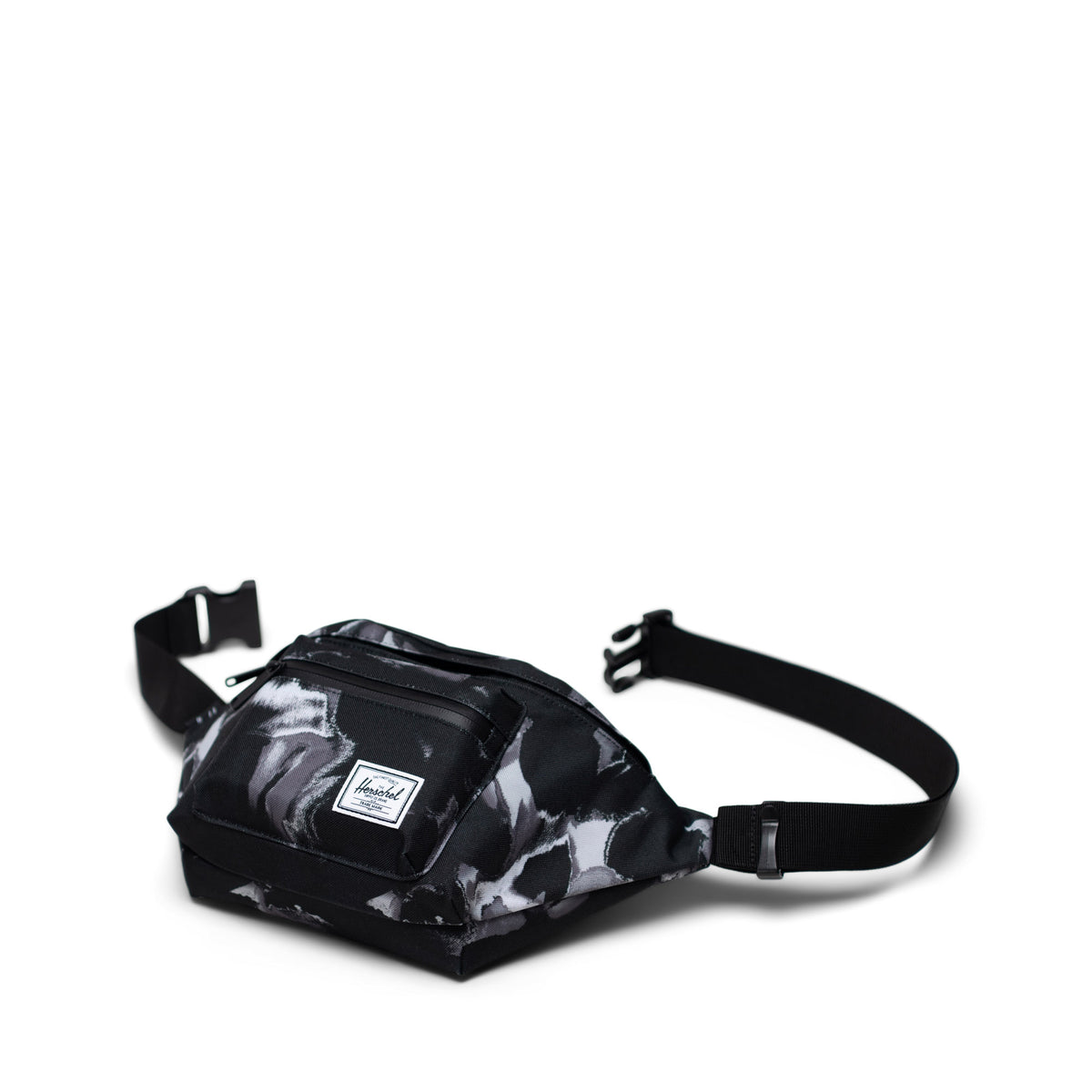 Seventeen Hip Pack