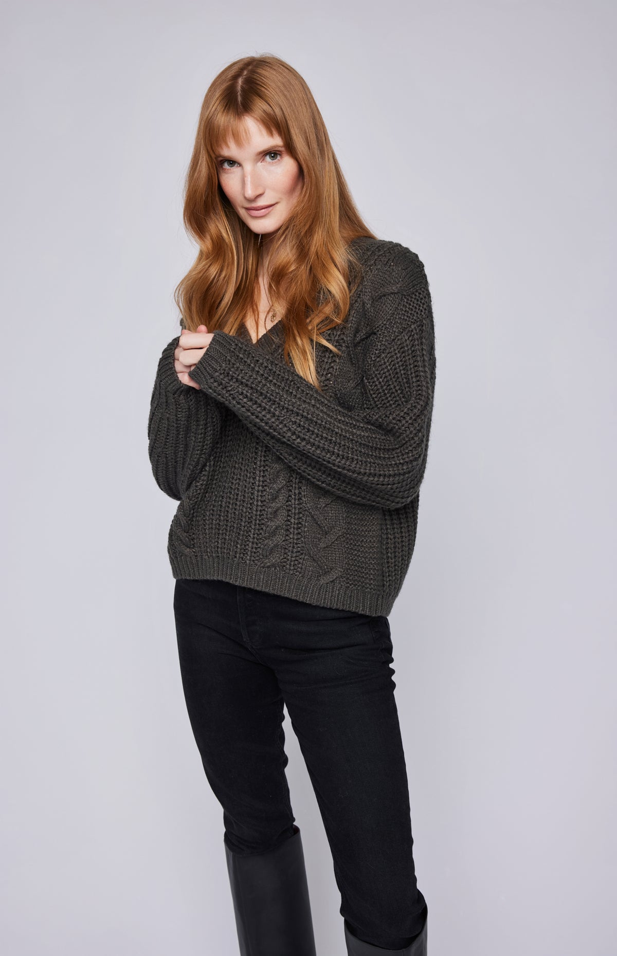 Octavia V-neck Sweater