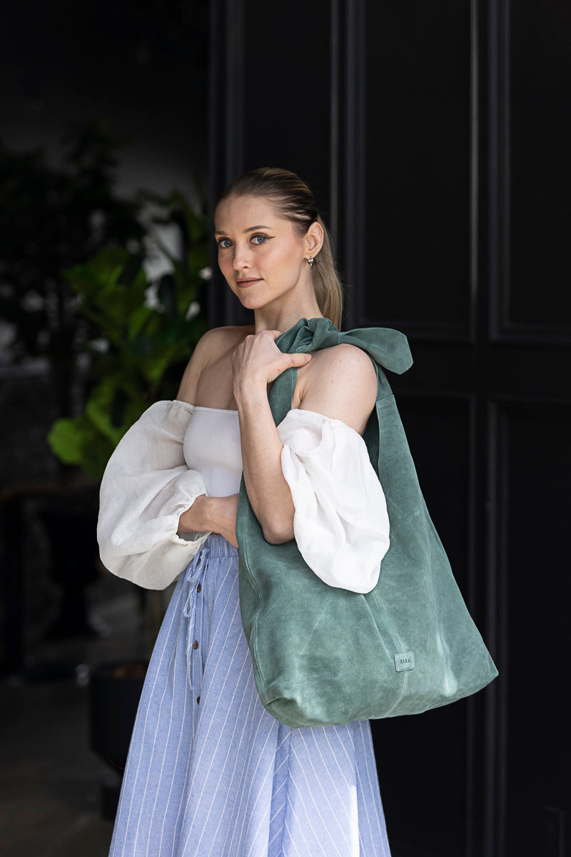 Knot Tote Suede - Seaweed