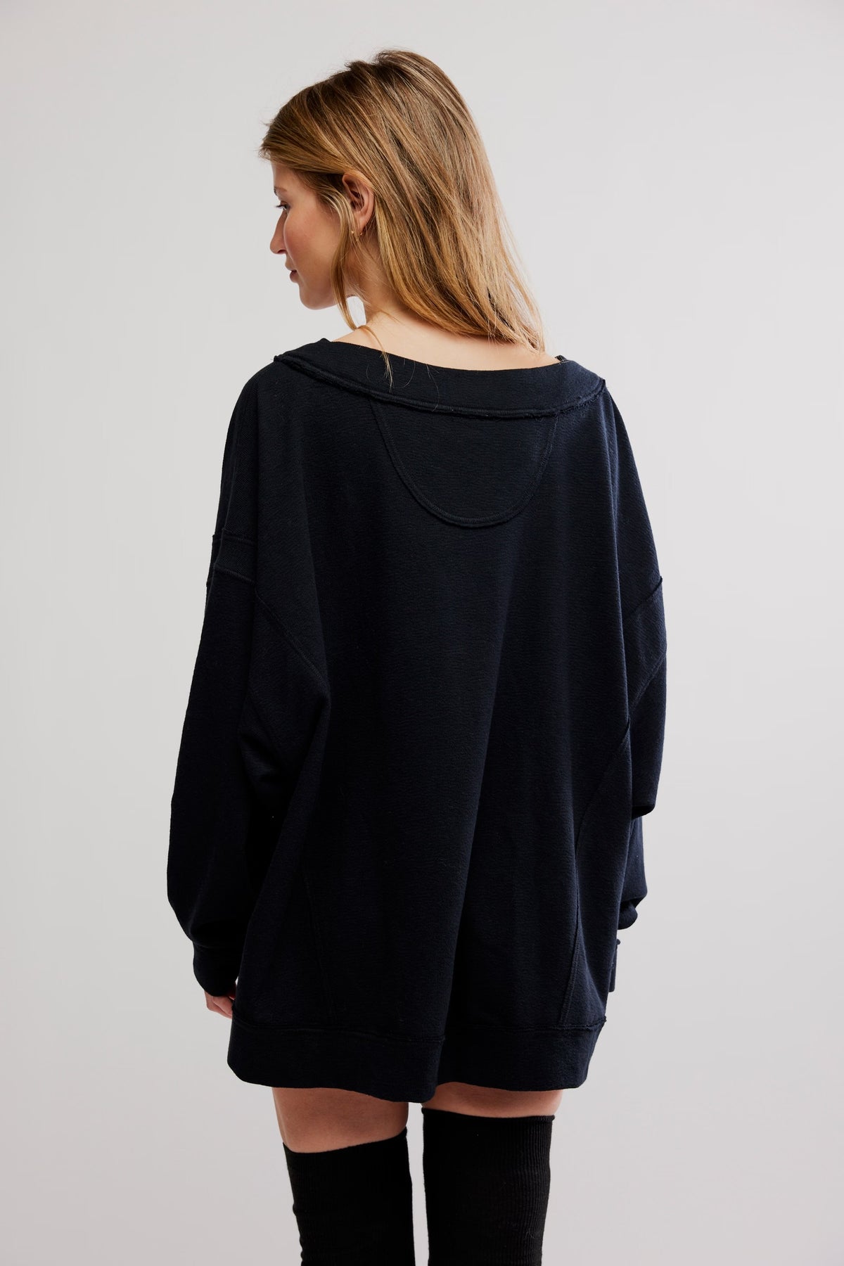 Staycation Pullover