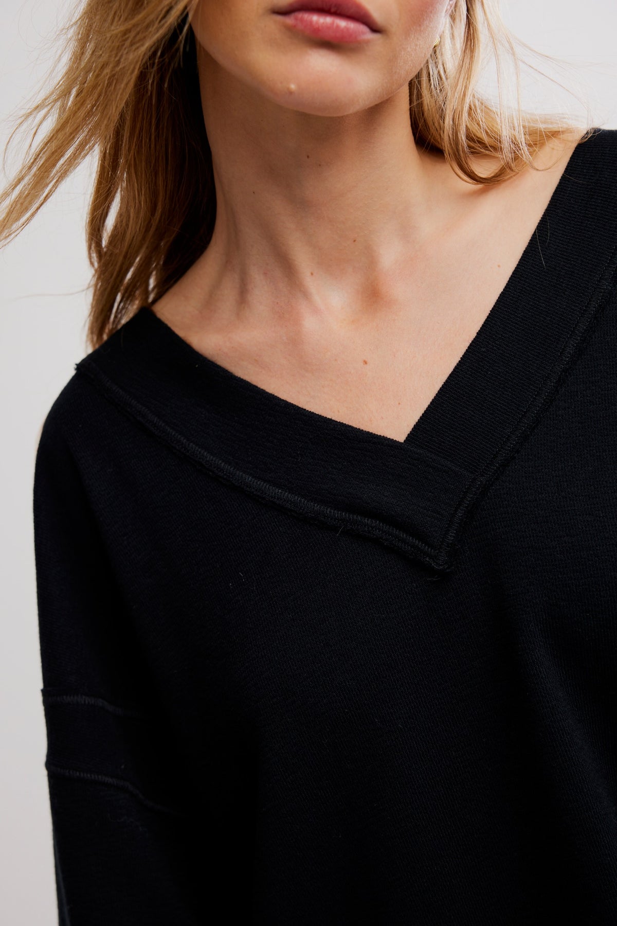 Staycation Pullover