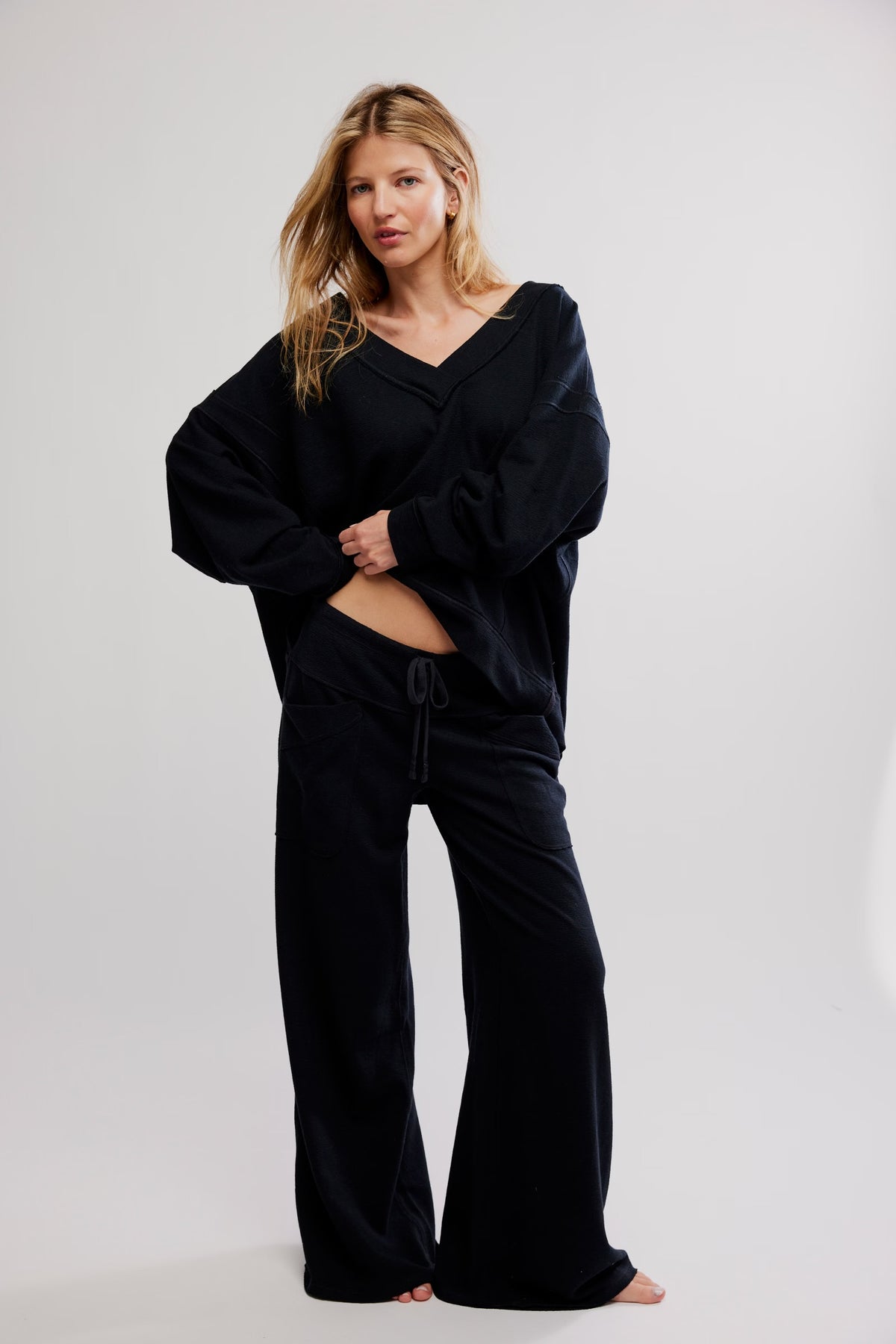 Staycation Pullover