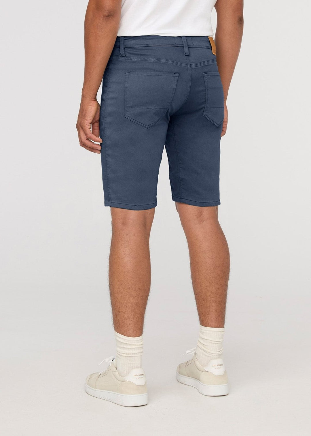 No Sweat Relaxed Short