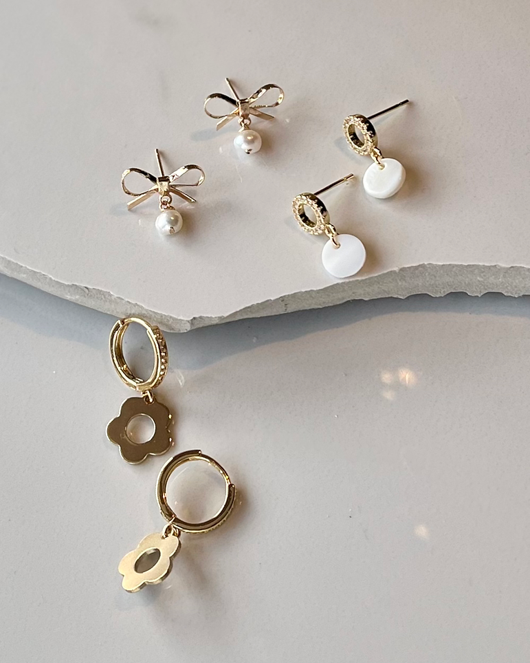 Freshwater Pearl Earrings