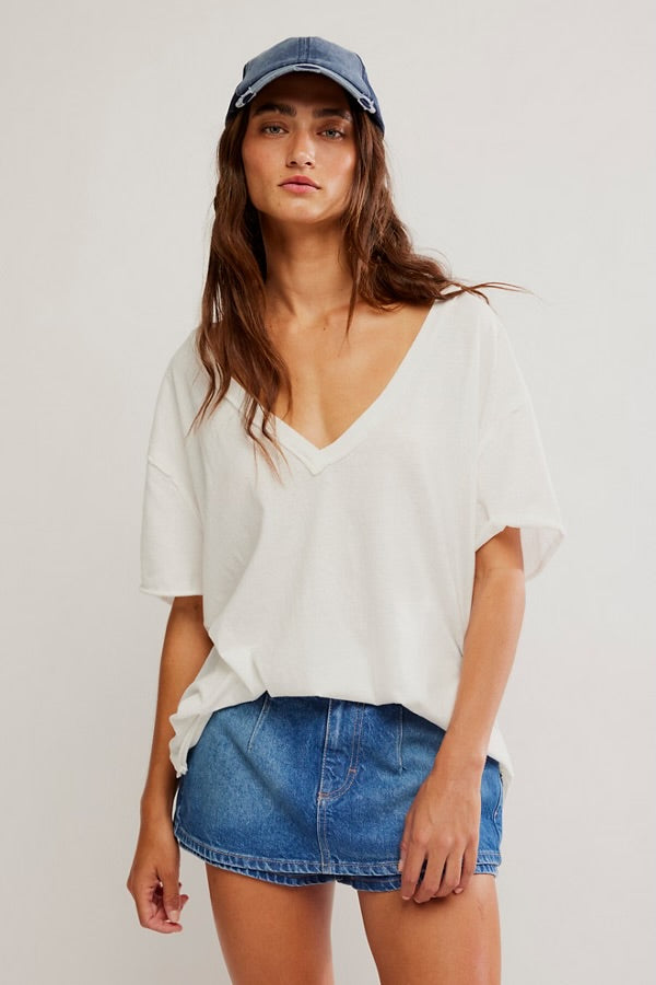 Nina Tee - Vneck