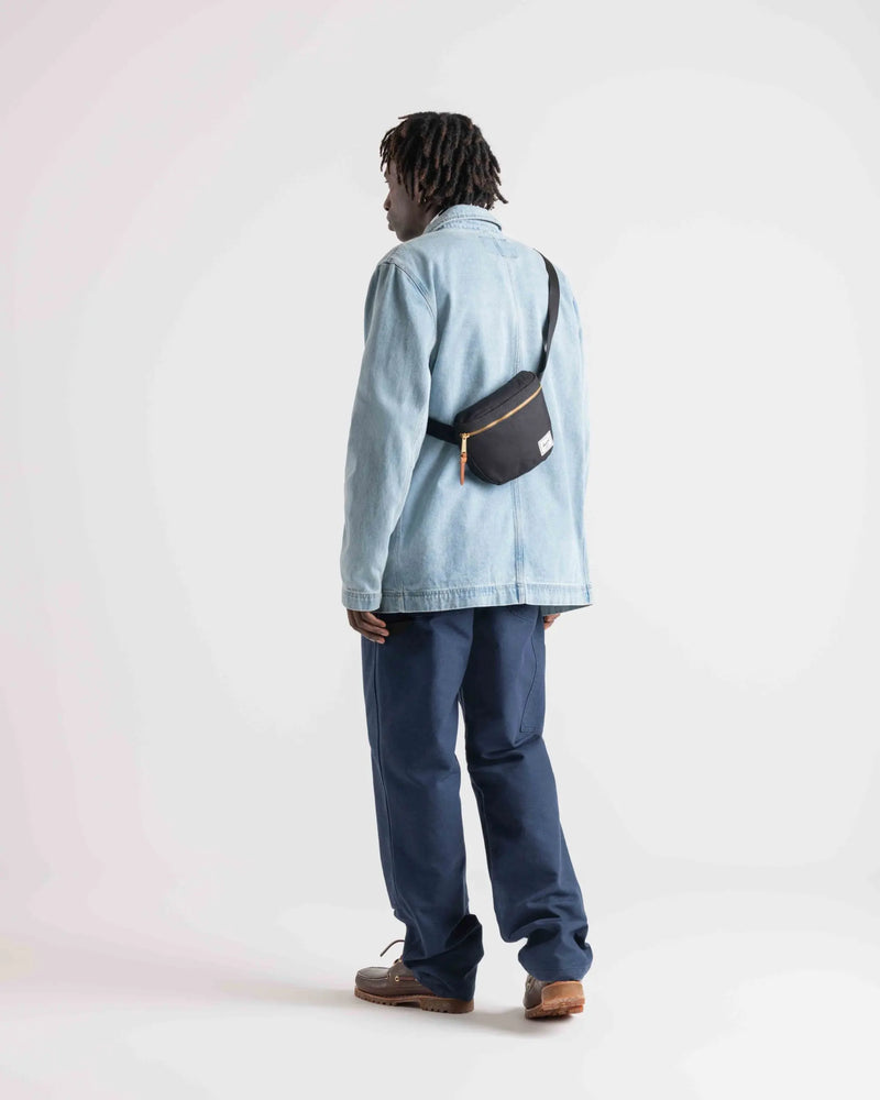 Settlement Hip Pack