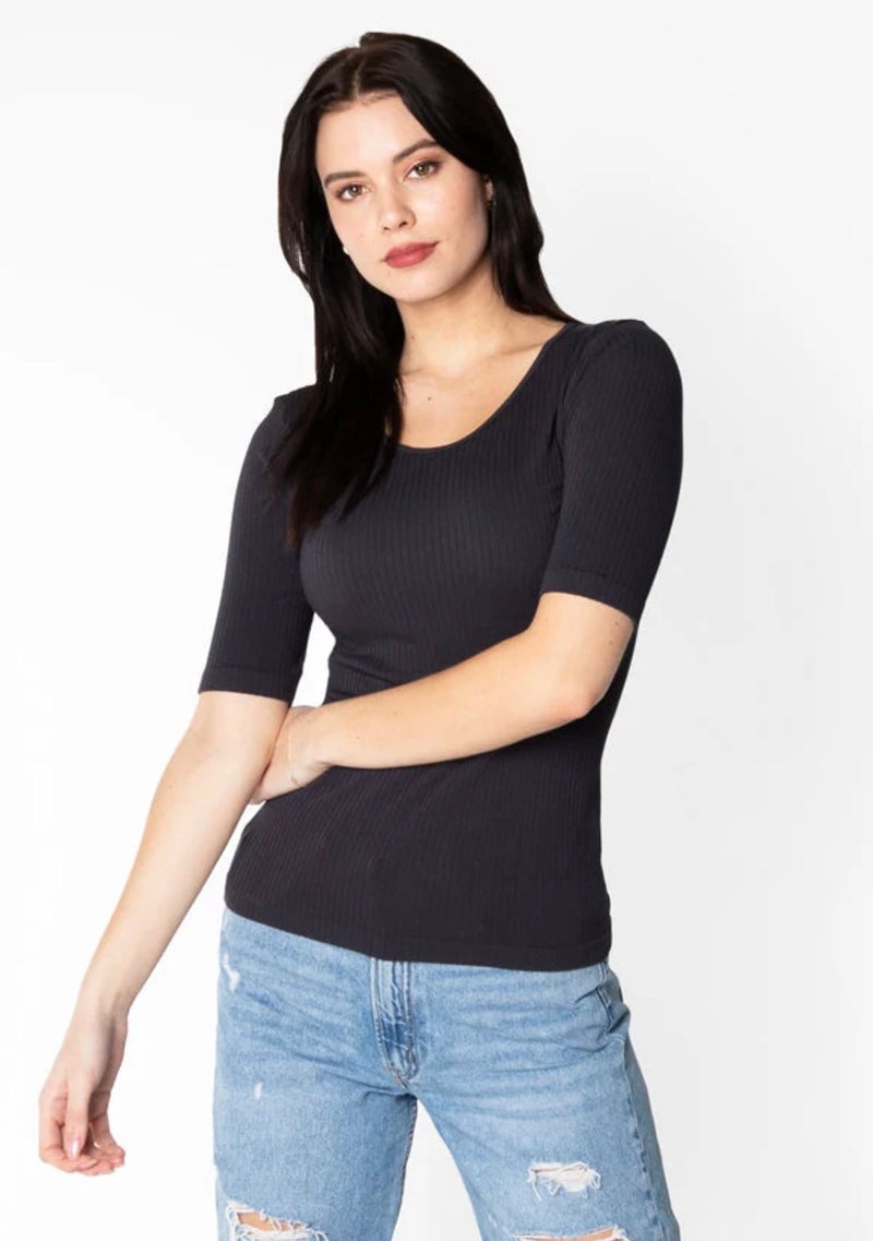 Seamless Rib S/S Crew Neck Top