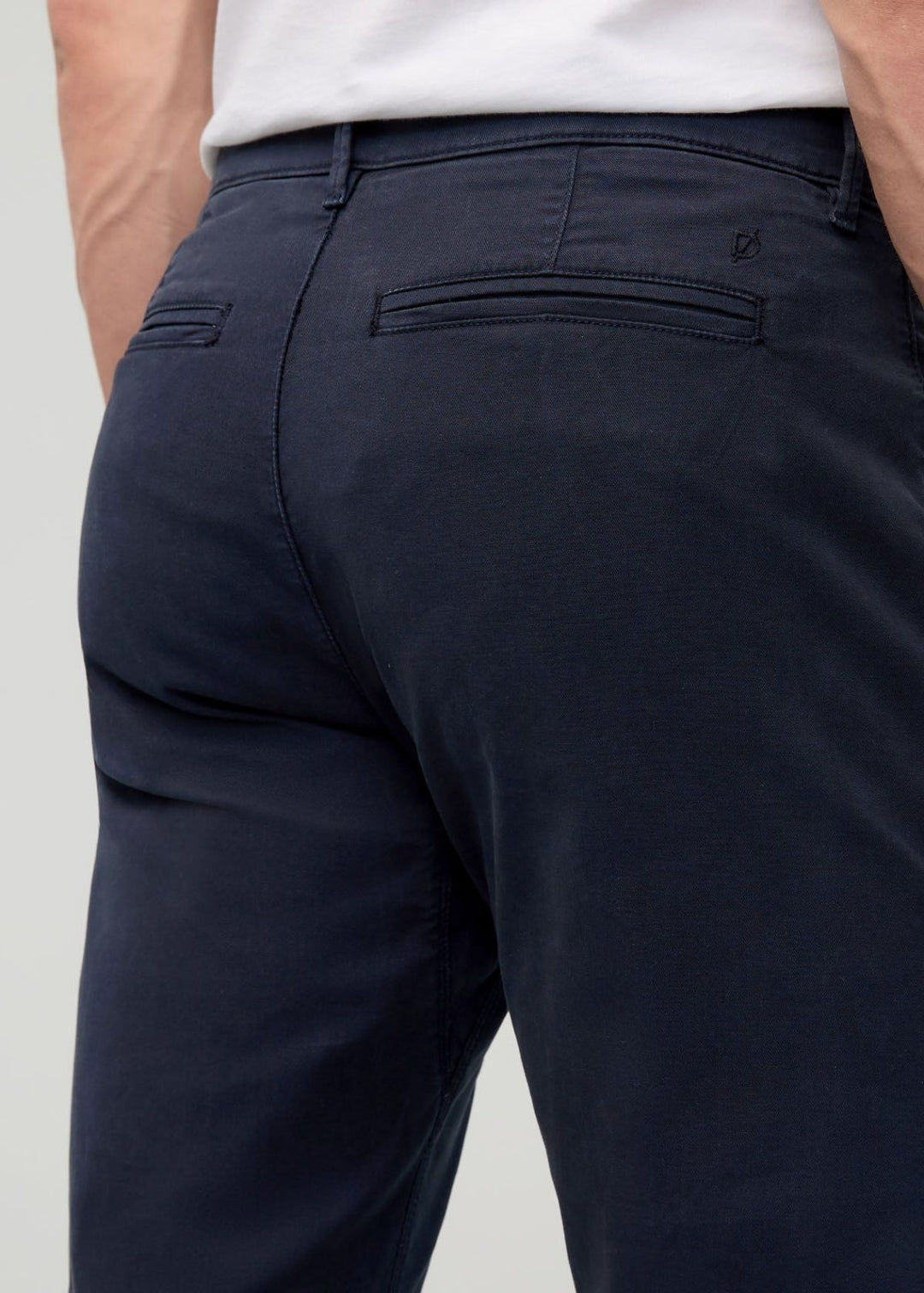 Live Lite Relaxed Taper Chino - 32 Inseam