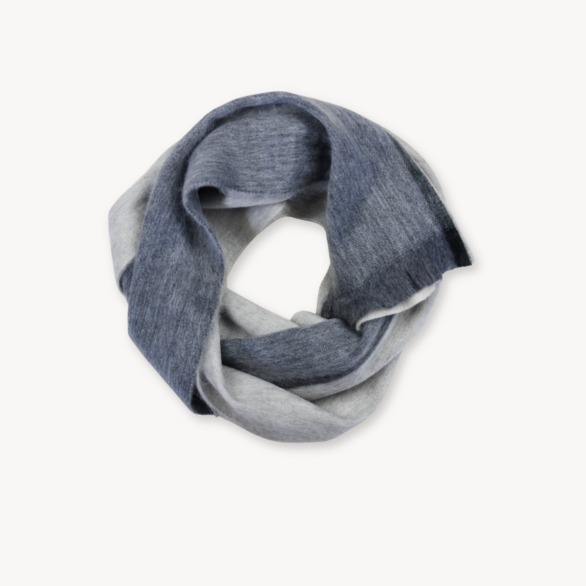 Alpaca Seamless Scarves