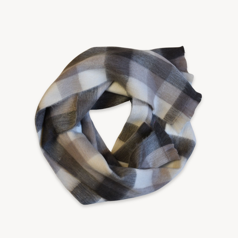 Alpaca Seamless Scarves