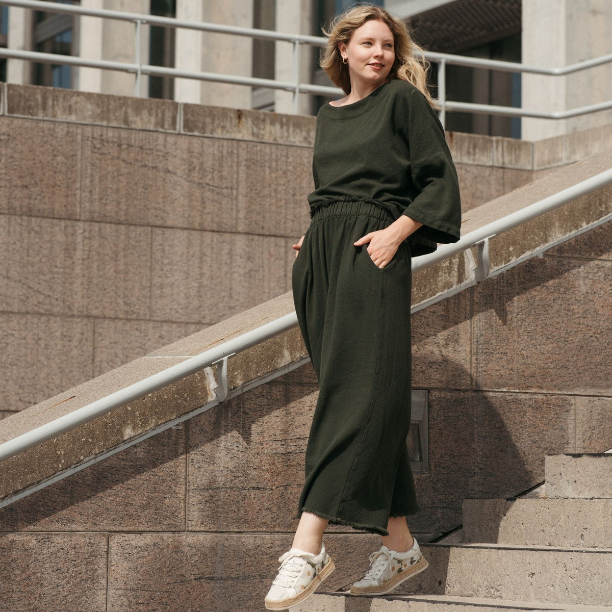 Loft Cotton Crop Barrel Pants