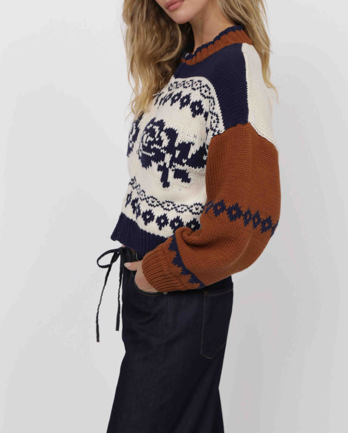 Sweet Rose Jaquard Zip Sweater Jacket