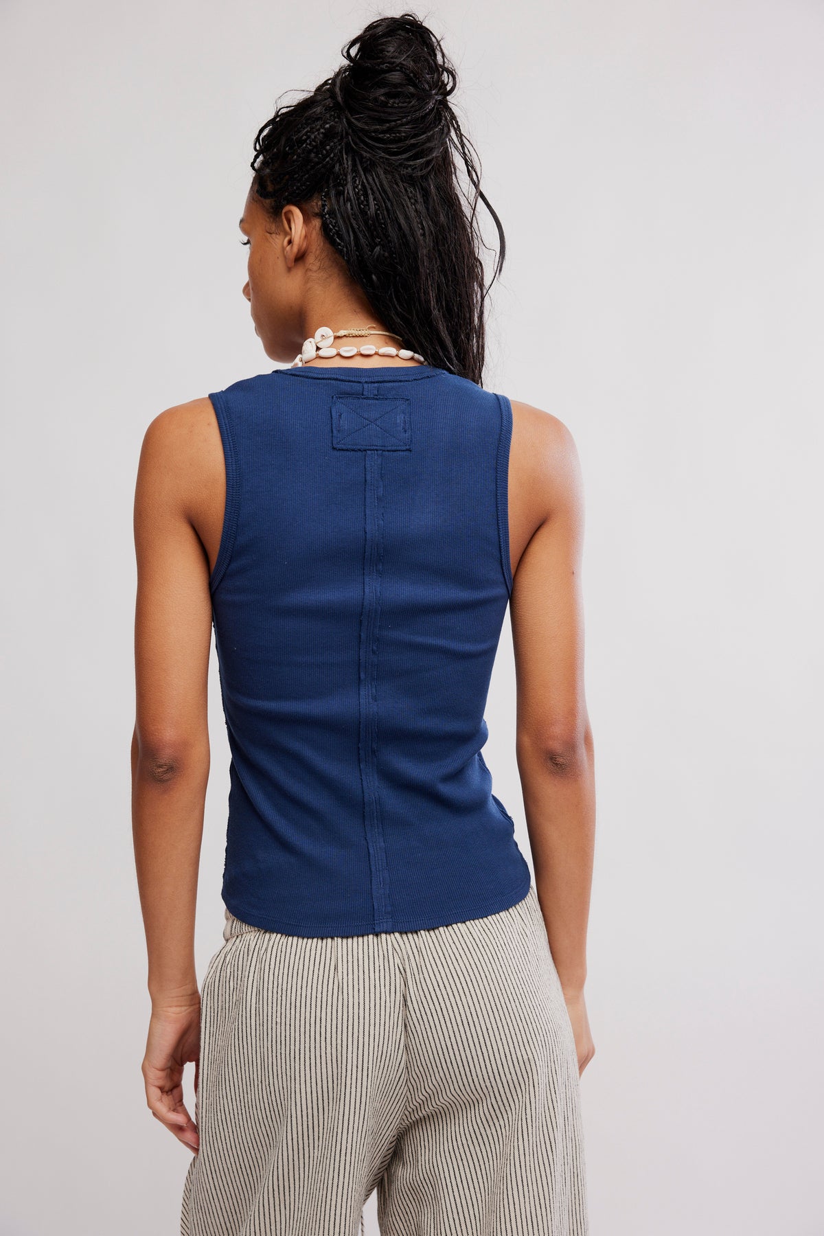 Neria Tank