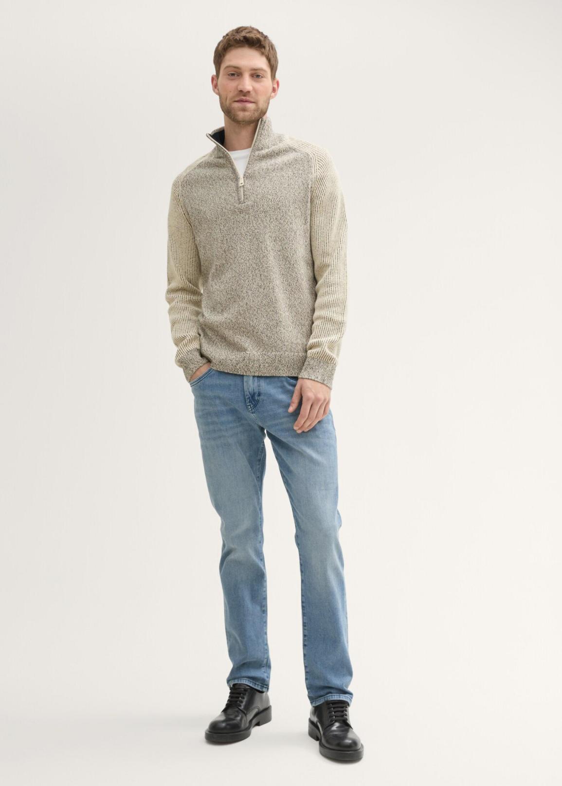 Troyer Knit